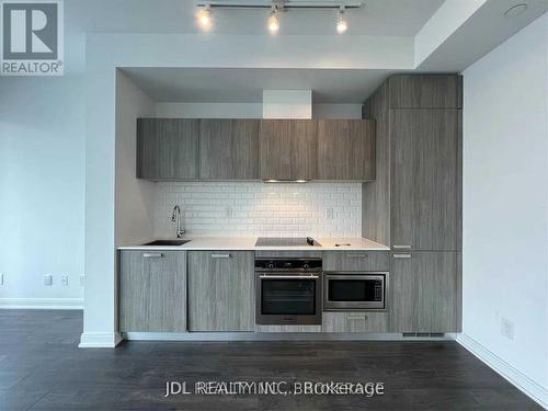 2811 - 50 Charles Street E, Toronto, ON - Indoor Photo Showing Kitchen