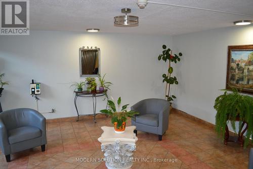 1208 - 301 Prudential Drive, Toronto, ON - Indoor Photo Showing Living Room