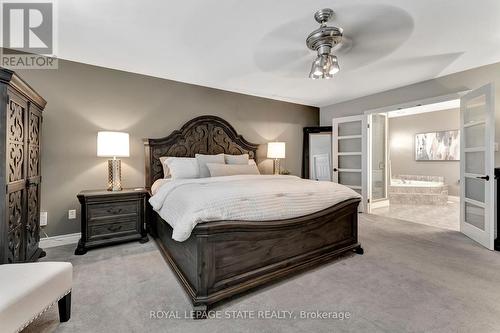 636 Greenravine Drive, Hamilton, ON - Indoor Photo Showing Bedroom