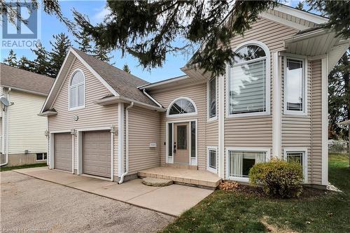 260 Forfar Street E, Fergus, ON - Outdoor With Facade