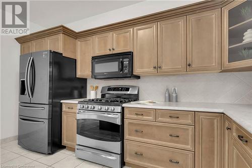 260 Forfar Street E, Fergus, ON - Indoor Photo Showing Kitchen