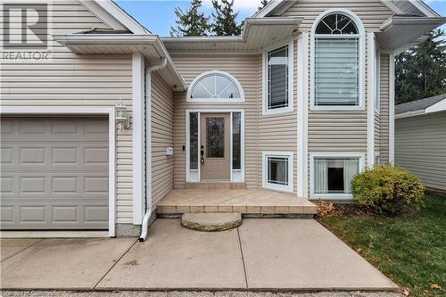 260 Forfar Street E, Fergus, ON - Outdoor With Facade