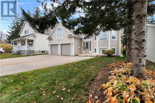 260 Forfar Street E, Fergus, ON - Outdoor With Facade