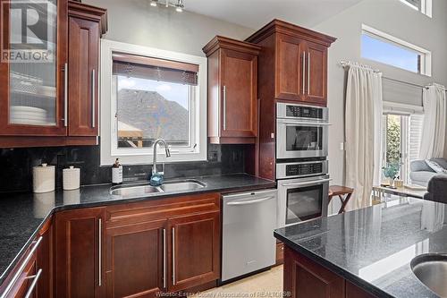 1091 Woodland, Lakeshore, ON - Indoor Photo Showing Kitchen With Double Sink