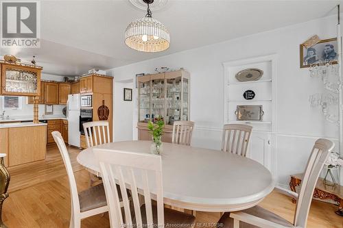 12086 Riverside Drive East, Tecumseh, ON - Indoor Photo Showing Dining Room