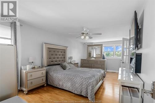 12086 Riverside Drive East, Tecumseh, ON - Indoor Photo Showing Bedroom