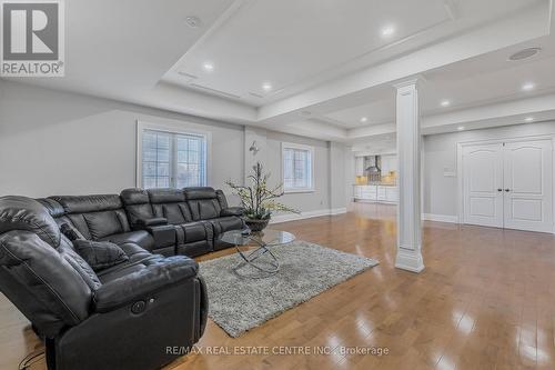 12 Orchard Drive, Mono, ON - Indoor Photo Showing Living Room