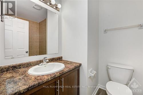 413 Sadar, Ottawa, ON - Indoor Photo Showing Bathroom