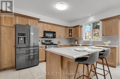 260 Forfar Street E, Centre Wellington, ON - Indoor Photo Showing Kitchen