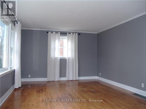 102 First Avenue, Brockville, ON - Indoor Photo Showing Other Room