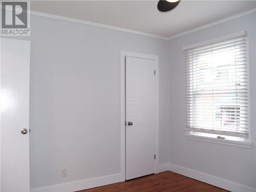 102 First Avenue, Brockville, ON - Indoor Photo Showing Other Room