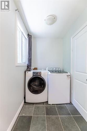 27 Thistle Place, St. John'S, NL - Indoor Photo Showing Laundry Room