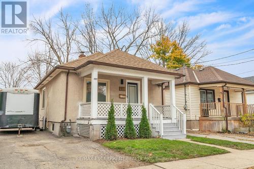 120 Vale Avenue, St. Catharines, ON - Outdoor With Deck Patio Veranda With Facade