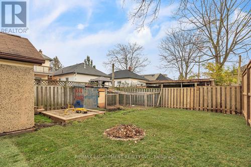 120 Vale Avenue, St. Catharines, ON - Outdoor