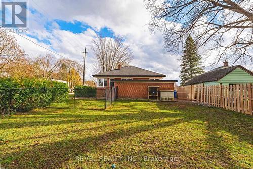 8 English Street, Erin, ON - Outdoor