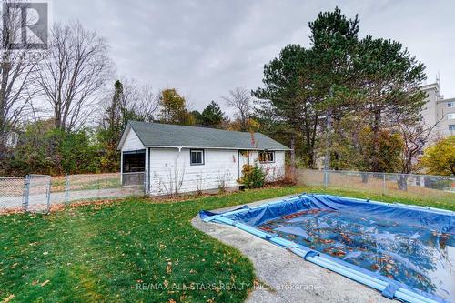 186 Angeline Street N, Kawartha Lakes (Lindsay), ON - Outdoor