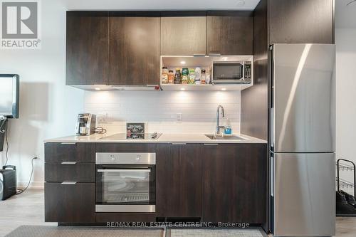 911 - 20 Tubman Avenue, Toronto, ON - Indoor Photo Showing Kitchen With Upgraded Kitchen