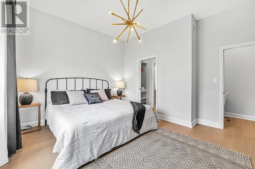 99 Hillcrest Road, Port Colborne, ON - Indoor Photo Showing Bedroom