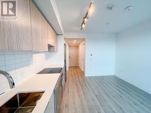 4408 - 395 Bloor St East, Toronto, ON - Indoor Photo Showing Kitchen