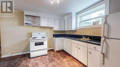 7 Fitzgibbon Street, St. John'S, NL - Indoor Photo Showing Kitchen