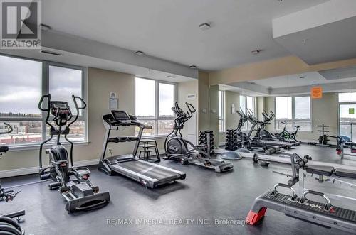 523 - 11611 Yonge Street, Richmond Hill, ON - Indoor Photo Showing Gym Room