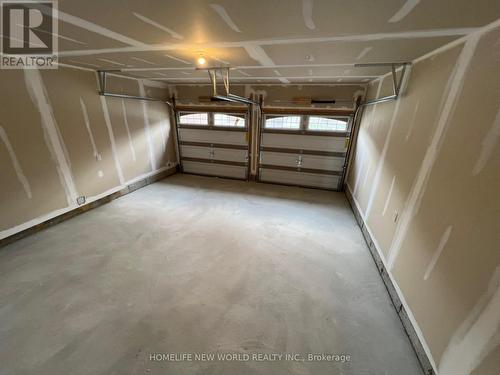 42 Faimira Avenue, Georgina, ON - Indoor Photo Showing Garage