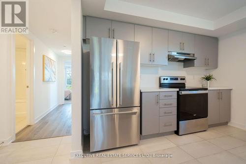 14 - 195 Veterans Drive, Brampton, ON - Indoor Photo Showing Kitchen With Stainless Steel Kitchen