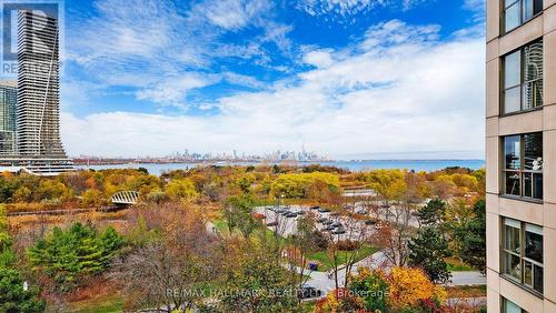 811 - 2261 Lakeshore Boulevard W, Toronto, ON - Outdoor With Body Of Water With View