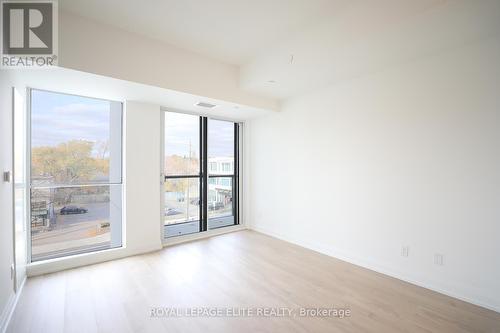 332 - 181 Sheppard Avenue E, Toronto, ON - Indoor Photo Showing Other Room