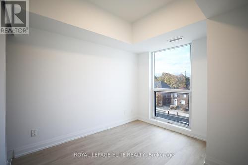 332 - 181 Sheppard Avenue E, Toronto, ON - Indoor Photo Showing Other Room