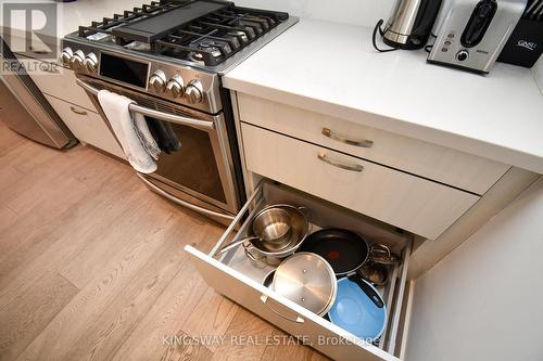 3551 Riva Avenue, Innisfil, ON - Indoor Photo Showing Kitchen