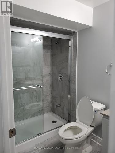 3179 Trudeau Drive, Milton, ON - Indoor Photo Showing Bathroom