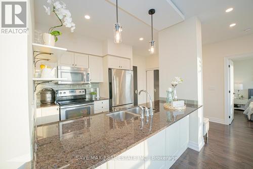 4202 - 2230 Lake Shore Boulevard W, Toronto, ON - Indoor Photo Showing Kitchen With Stainless Steel Kitchen With Double Sink With Upgraded Kitchen