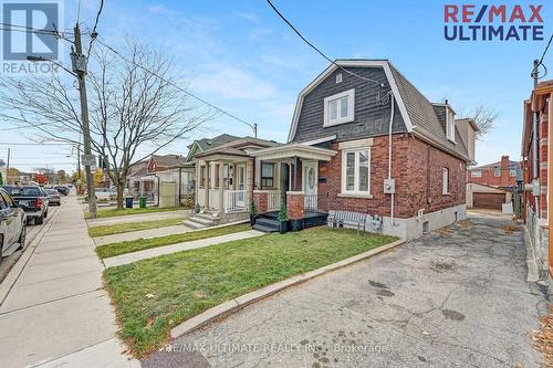 240 Rosethorn Avenue, Toronto, ON - Outdoor