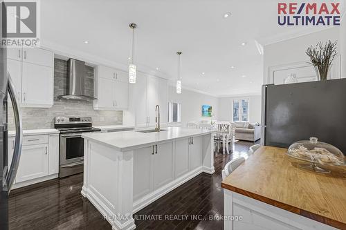 240 Rosethorn Avenue, Toronto, ON - Indoor Photo Showing Kitchen With Upgraded Kitchen