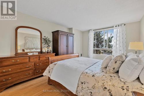 509 - 61 Markbrook Lane, Toronto, ON - Indoor Photo Showing Bedroom