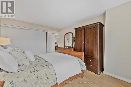 509 - 61 Markbrook Lane, Toronto, ON - Indoor Photo Showing Bedroom