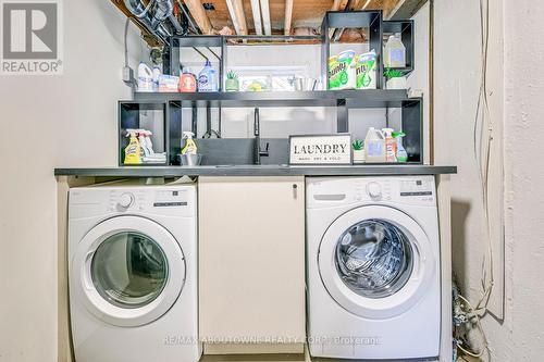 2243 Ingersoll Drive, Burlington, ON - Indoor Photo Showing Laundry Room