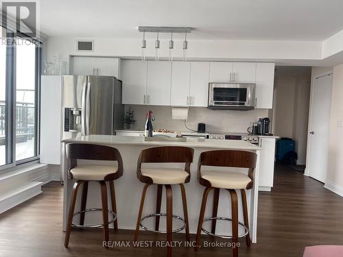 730 - 36 Via Bagnato Avenue, Toronto, ON - Indoor Photo Showing Kitchen With Stainless Steel Kitchen With Double Sink