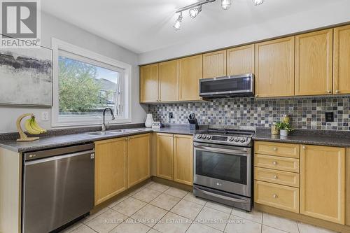 1606 Waldie Avenue, Milton, ON - Indoor Photo Showing Kitchen With Double Sink