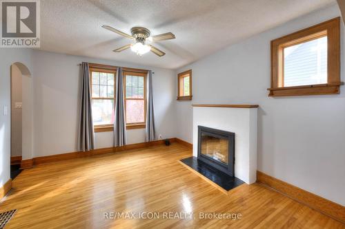 96 Spruce Street, Cambridge, ON - Indoor With Fireplace