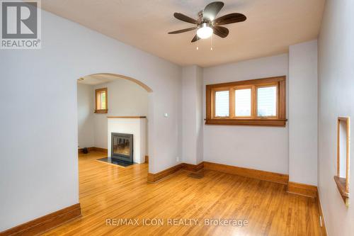 96 Spruce Street, Cambridge, ON - Indoor Photo Showing Other Room With Fireplace