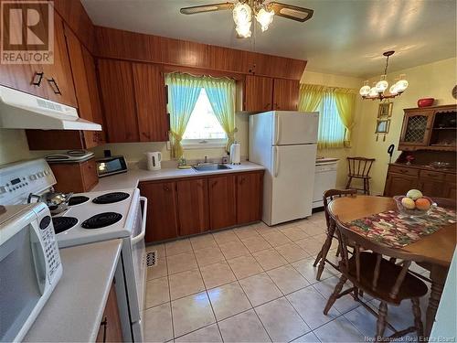 73 Weyburn Road, Moncton, NB - Indoor Photo Showing Kitchen