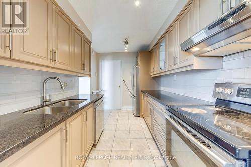 1403 - 3170 Kirwin Avenue, Mississauga, ON - Indoor Photo Showing Kitchen With Double Sink