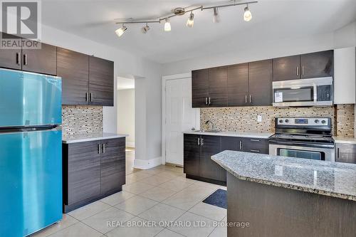 Upper - 24 Stewart Place, Peterborough, ON - Indoor Photo Showing Kitchen With Upgraded Kitchen