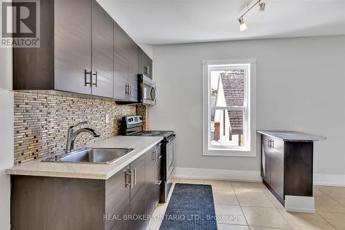 Upper - 24 Stewart Place, Peterborough, ON - Indoor Photo Showing Kitchen