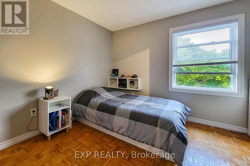 2 - 1300 Upper Ottawa Street, Hamilton, ON - Indoor Photo Showing Bedroom