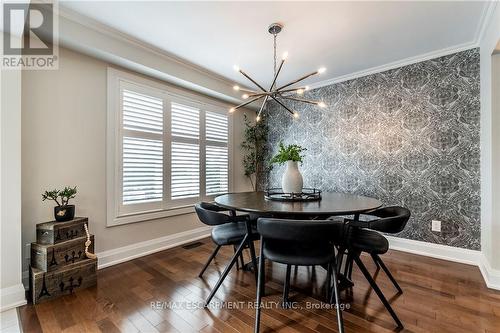 2 Aquasanta Crescent W, Hamilton, ON - Indoor Photo Showing Dining Room