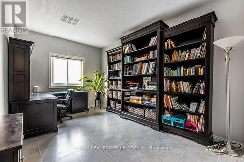 60 Brewster Place, Cambridge, ON - Indoor Photo Showing Office