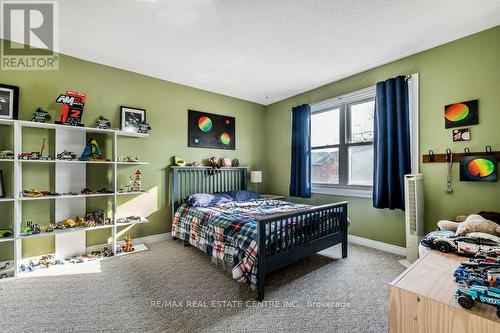 60 Brewster Place, Cambridge, ON - Indoor Photo Showing Bedroom